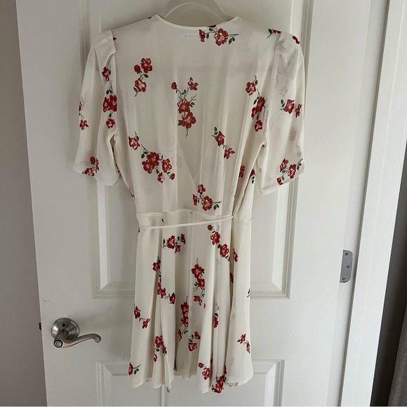 Reformation Lucky Wrap Mini Dress Magdalena Cream White Floral V-neck | Small - Picture 9 of 14